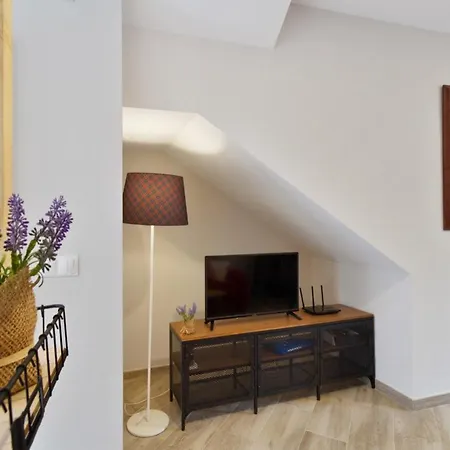 Barcelo 21: Centrally Located Attic with Terrace and Studio Retreat Malaga Exterior photo