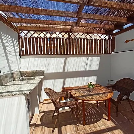 Barcelo 21: Centrally Located Attic with Terrace and Studio Retreat Malaga Room photo