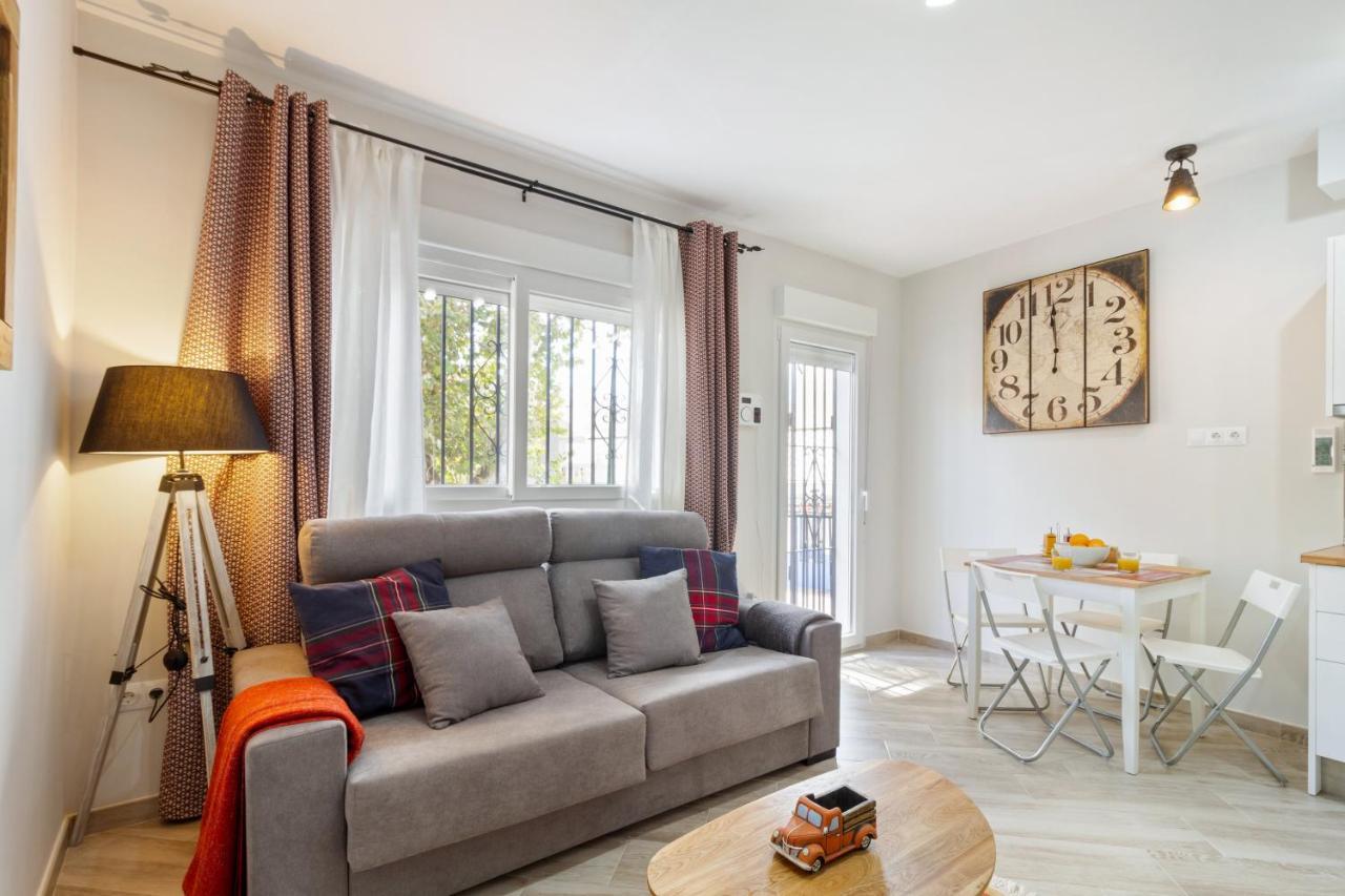 Barcelo 21, Parking On Request, Atico With Terrace & With Patio, Center, Breakfast Included, Quite Neighborhood, Bc Appartement Málaga