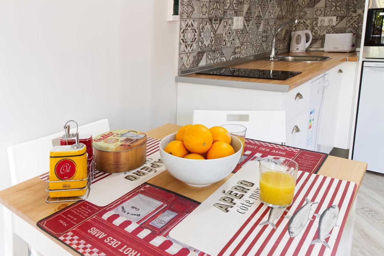 Barcelo 21, Parking On Request, Atico With Terrace & With Patio, Center, Breakfast Included, Quite Neighborhood, Bc Appartement Málaga