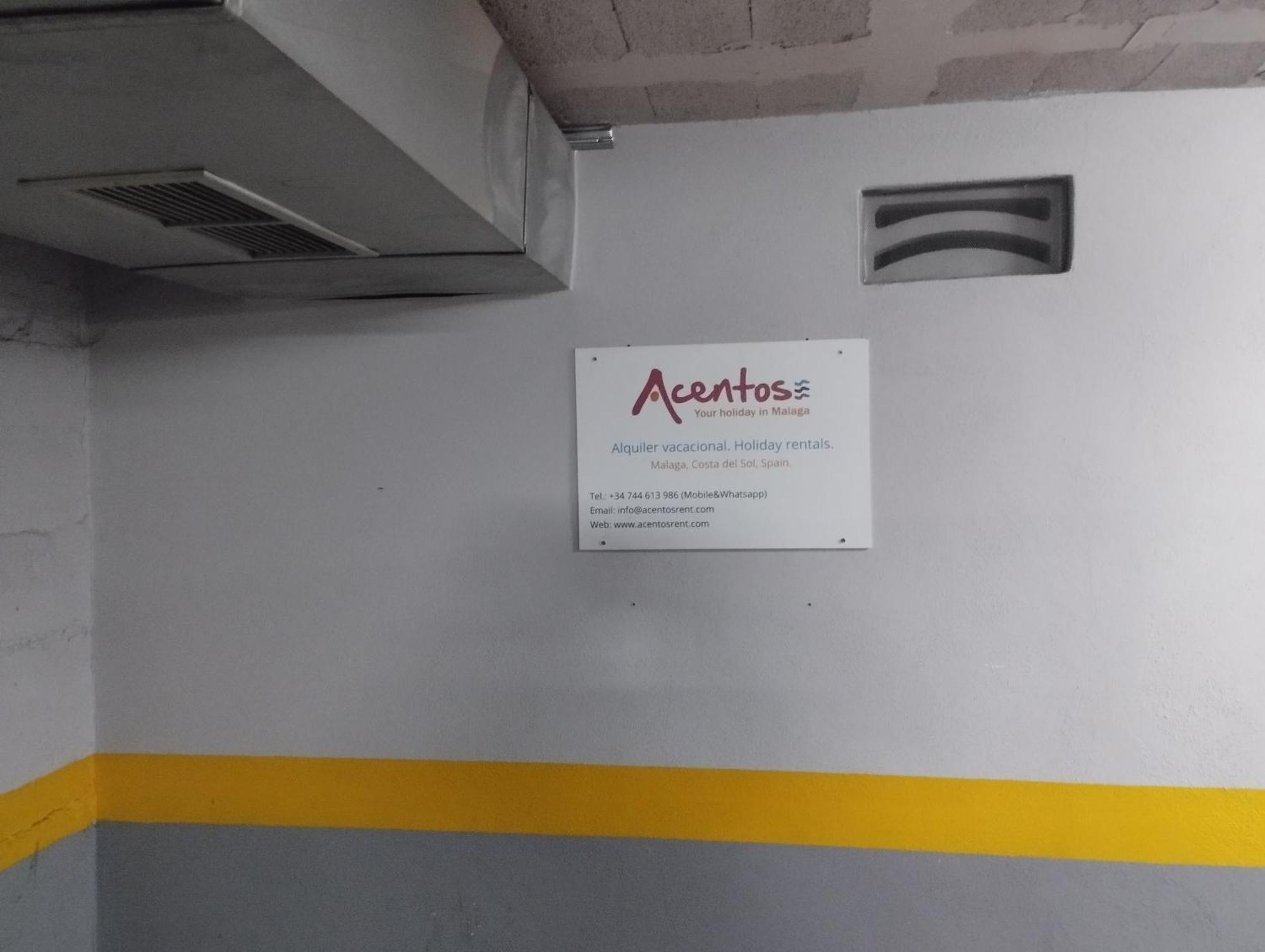 Appartement Barcelo 21, Parking On Request, Atico With Terrace & With Patio, Center, Breakfast Included, Quite Neighborhood, Bc *